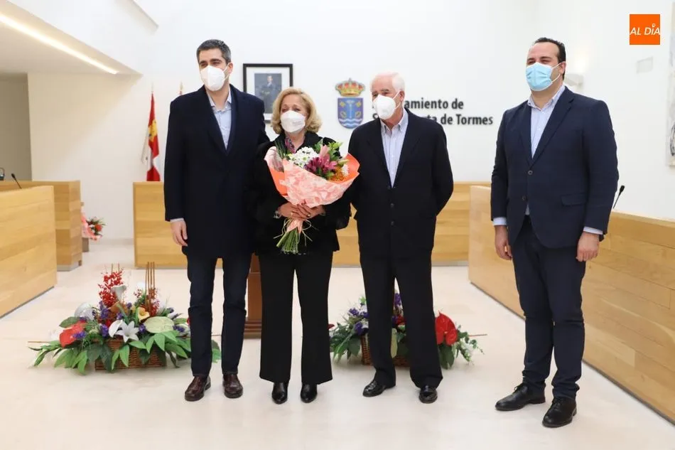 El Ayuntamiento de Santa Marta entrega los premios ‘Con nombre de Mujer’