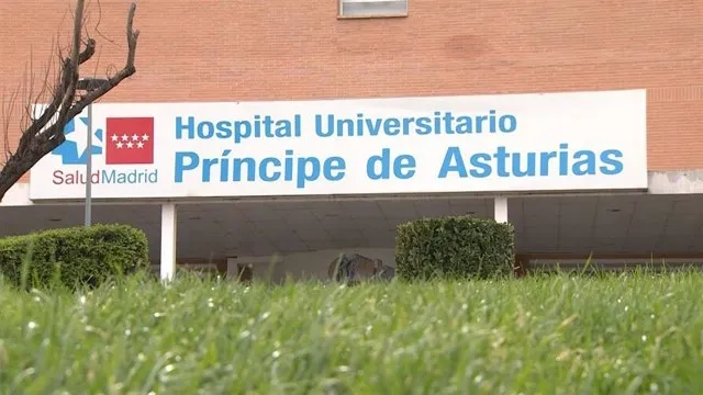 Muere un enfermero del Hospital de Alcalá de Henares tras ser degollado por un compañero fuera de ...