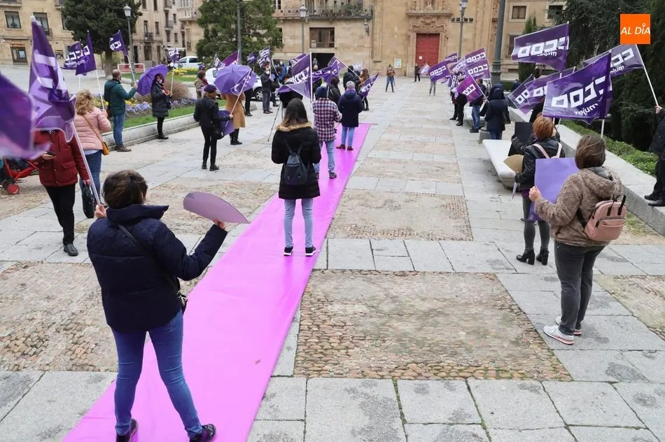 Acto reivindicativo de CCOO por el Día Internacional de la Mujer en la plaza de Anaya. Foto de Lydia González
