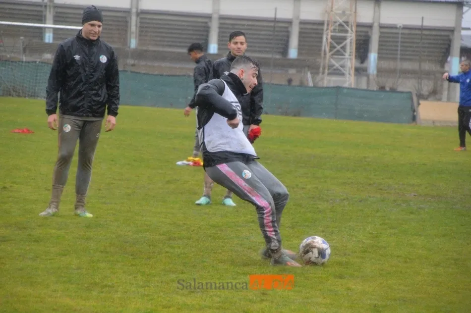 Grilo realiza un disparo en el Anexo