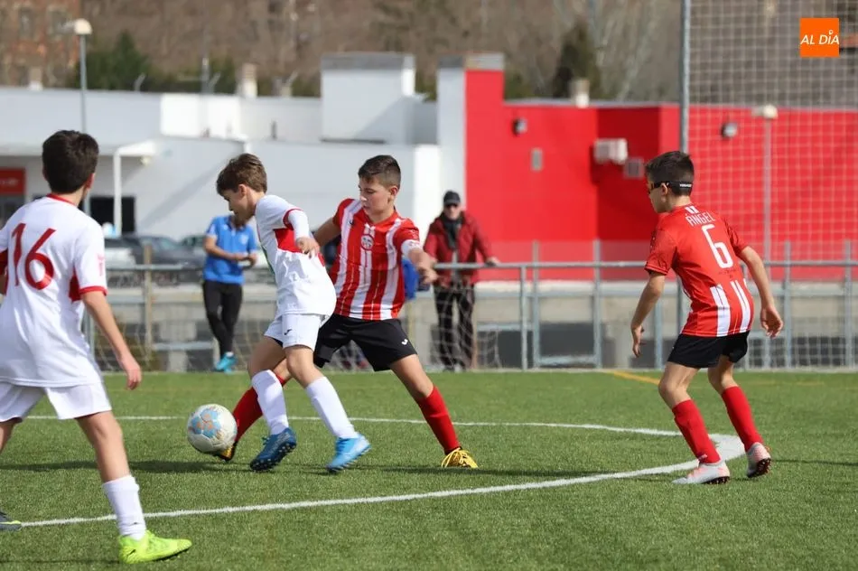 Un partido de categorías inferiores en La Salud