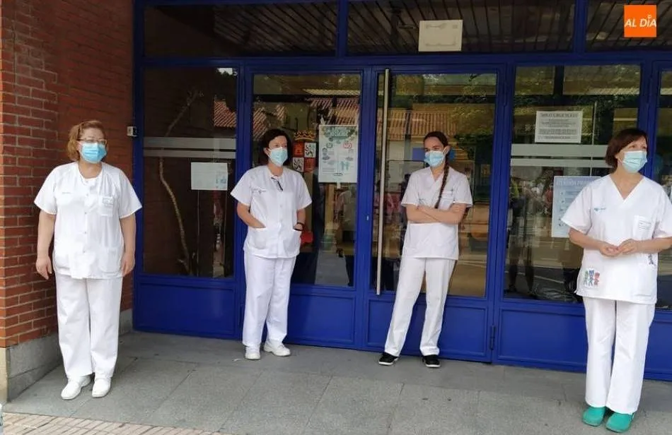 Enfermeras del centro de salud de La Alamedilla. Foto de archivo