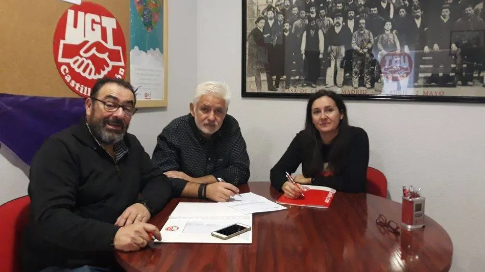 Marcelino Muñoz García, en el centro, nuevo Secretario Provincial General de UGT Salamanca. Foto de archivo anterior a la pandemia