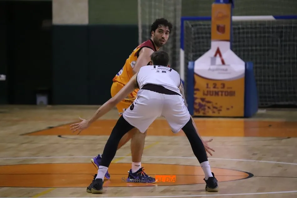 Arturo Cruz, ante un rival