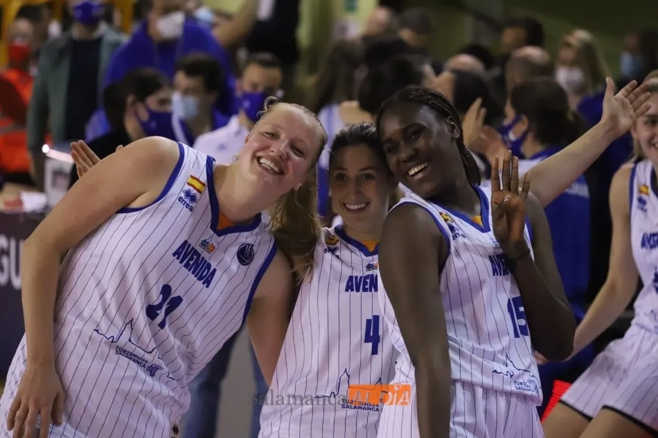 Leo, Hof y Diallo celebran el pase a Final Four