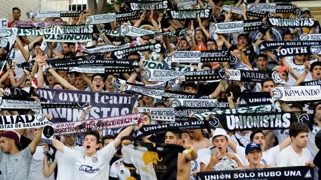 La afición, en Las Pistas / Unionistas CF