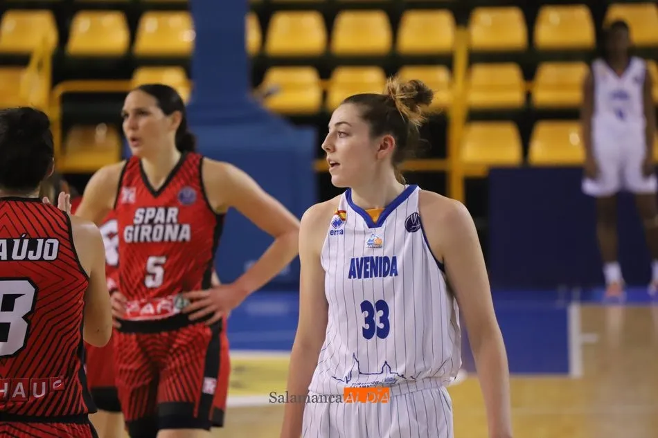 Katie Lou, en Euroliga