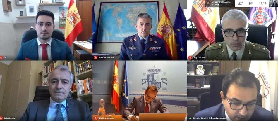 Destacados mandos militares participan en la tercera jornada de la Semana de Formación del Colegio ...