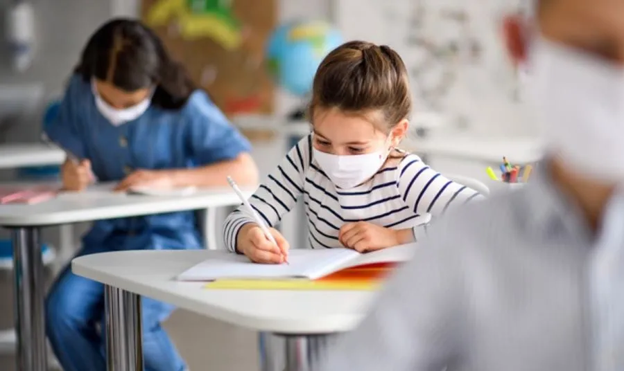 La programación educativa del Ayuntamiento enfrenta a PSOE y PP