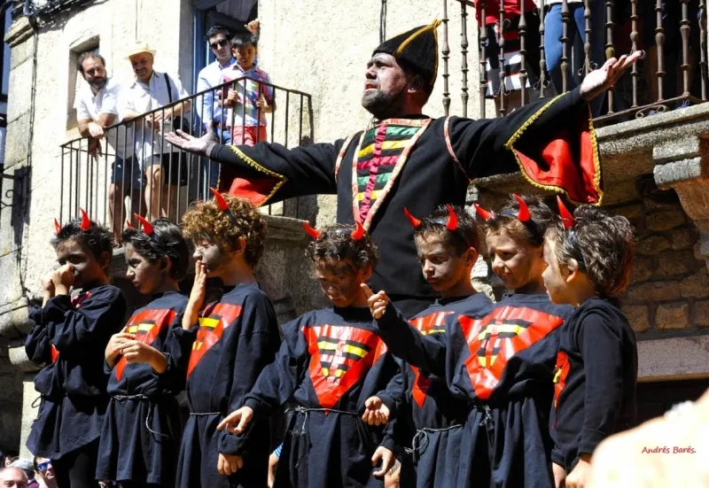 Los orígenes de la Loa se remontan al siglo XVII, según consta en diversos documentos de protocolos notariales del Archivo Histórico Provincial de Salamanca
