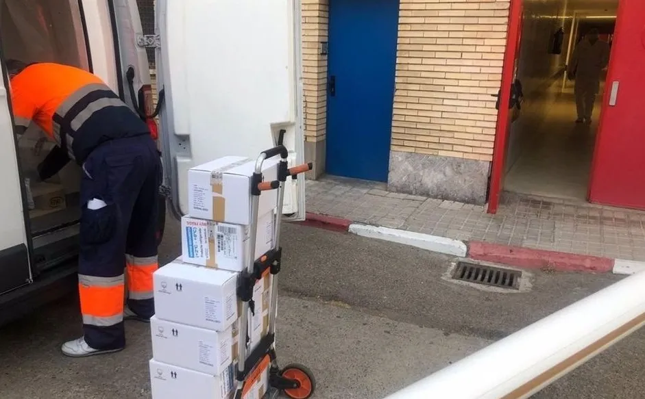 El Gobierno inicia el reparto de 1.056.500 dosis de vacunas de AstraZeneca contra el coronavirus. - MINISTERIO DE SANIDAD