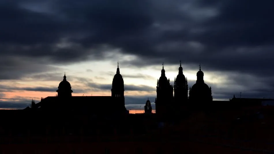 Tiempos de claroscuros  