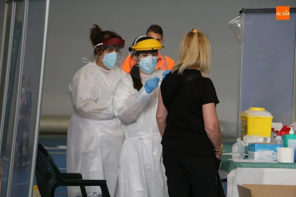 Finaliza la jornada de vacunación en Guijuelo con más de mil dosis administradas