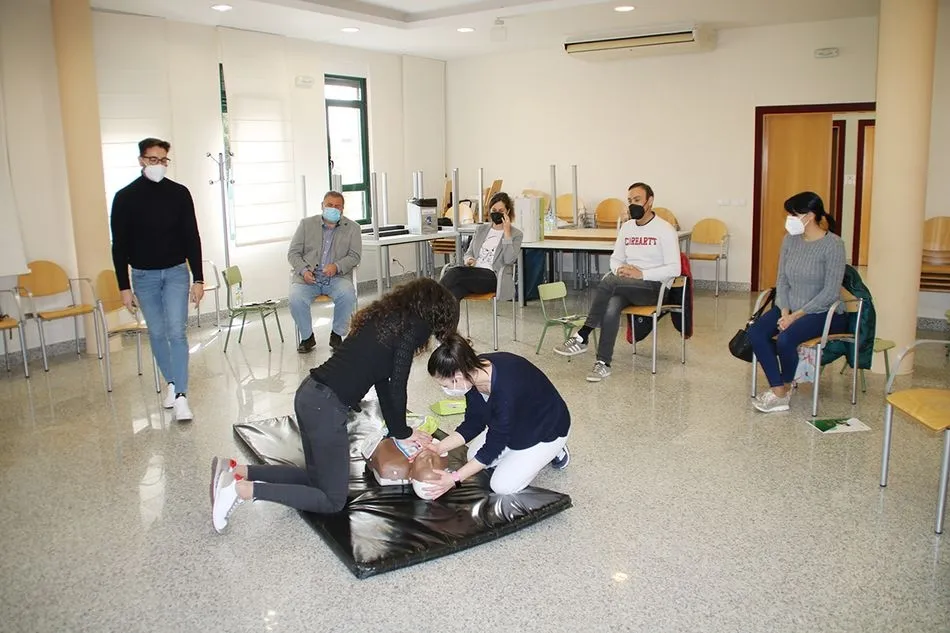 Se ha ofrecido un curso para aprender el manejo de este tipo de dispositivos - Ayto. Carbajosa