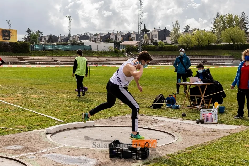 Un lanzador, justo antes de su turno / Guillermo García