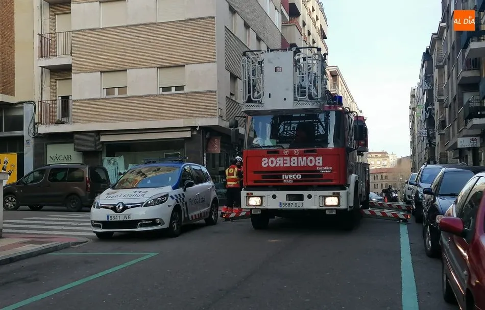 Aparece el cuerpo sin vida de una mujer de 42 años en su casa en el barrio de San Bernardo