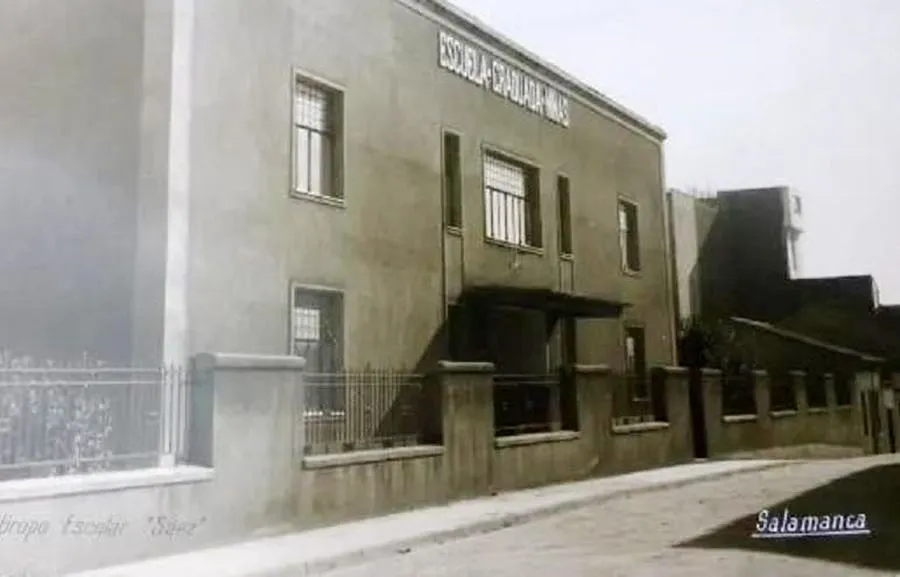 La Escuela Graduada Sáez, en el barrio del Oeste