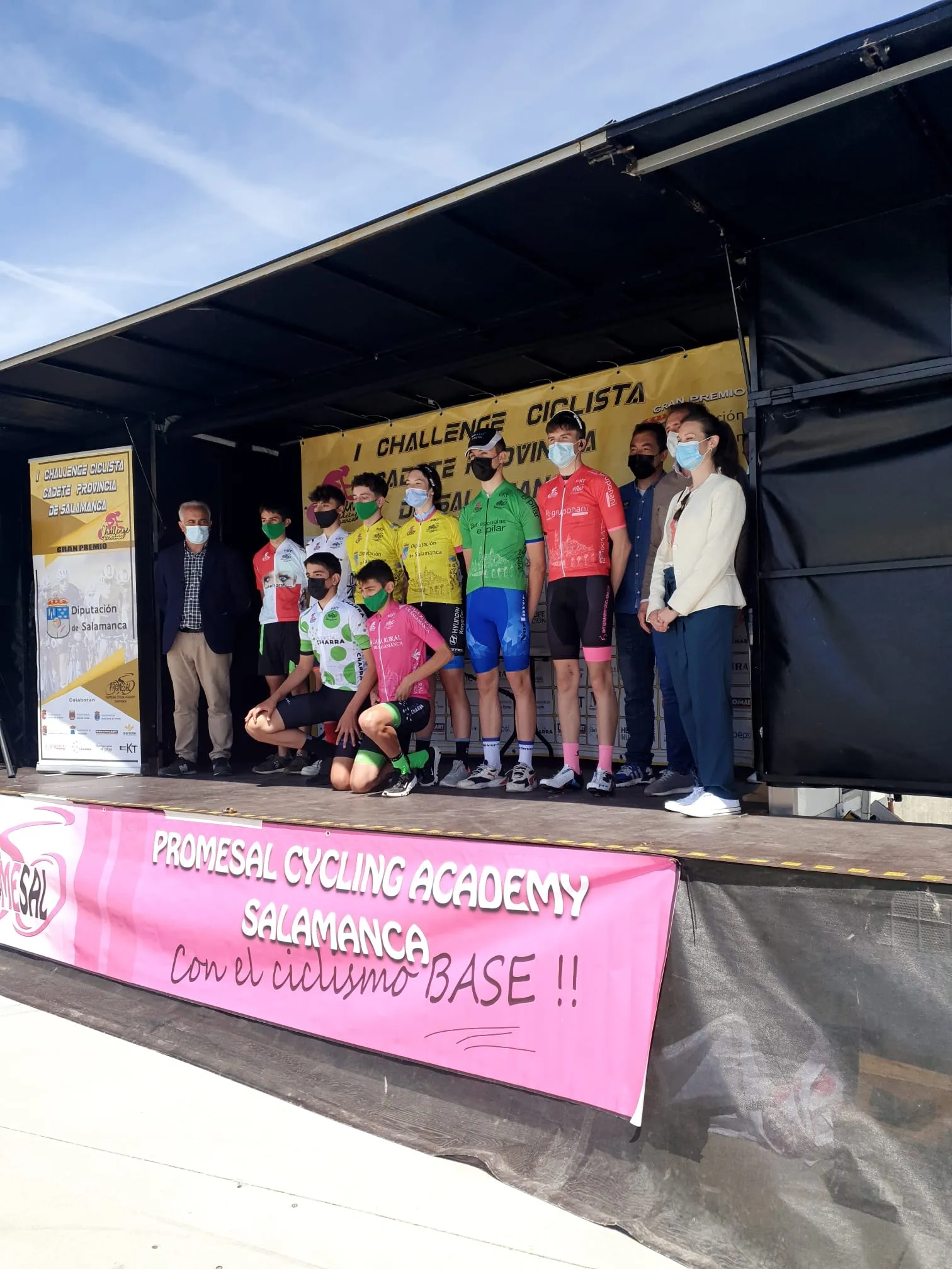 El podio, en el final de la Challenge