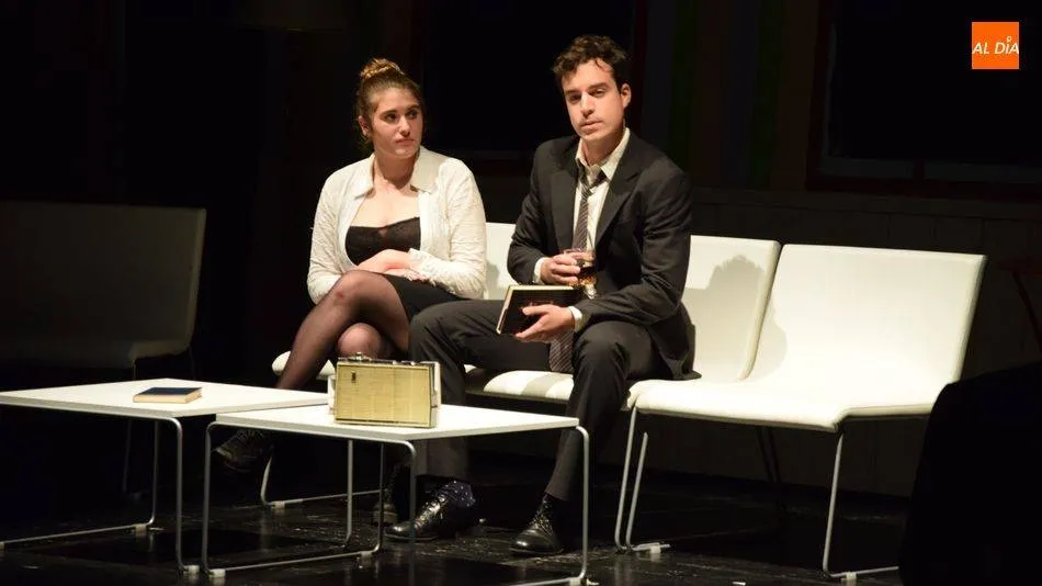 Puesta en escena en el Teatro Juan del Enzina de la obra La familia no se elige, un montaje anterior de Calamandrei. Foto: Eva Fernández