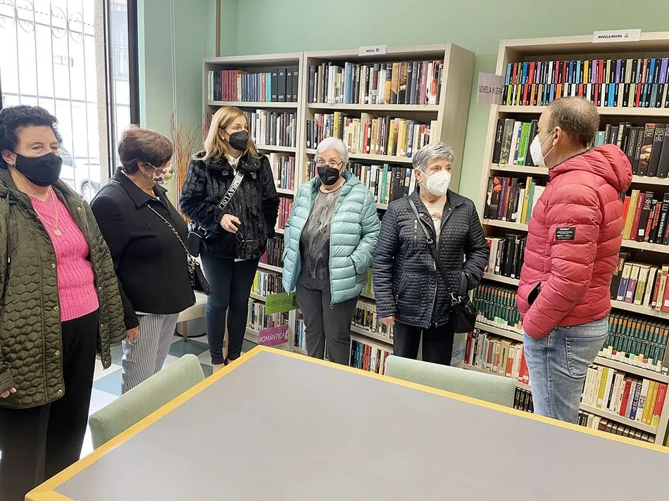 Inauguración de la Biblioteca del Hogar de Mayores de Carbajosa