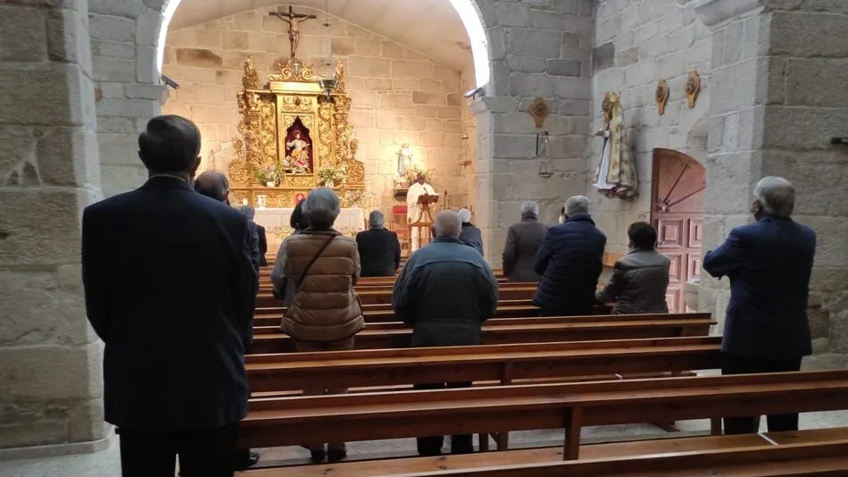 Los vecinos de Cerezal de Peñahorcada celebran San Marcos con una misa  