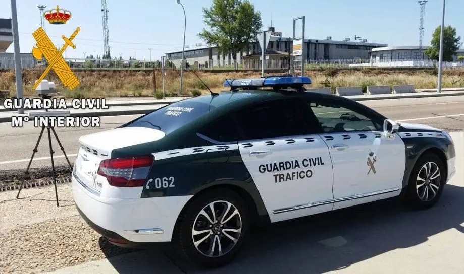 Foto de archivo de un control de velocidad de la Guardia Civil