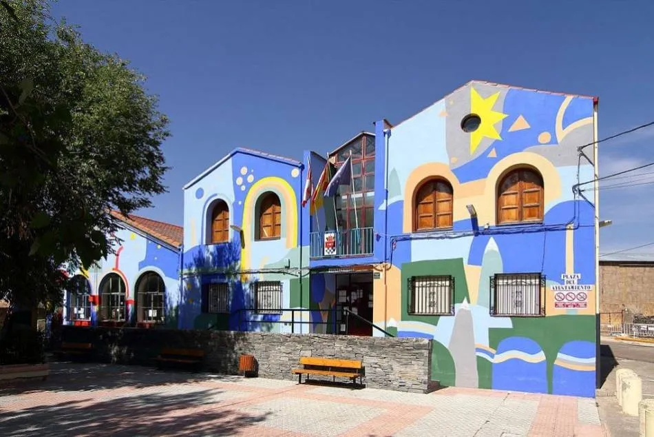 Fachada del Ayuntamiento de Terradillos