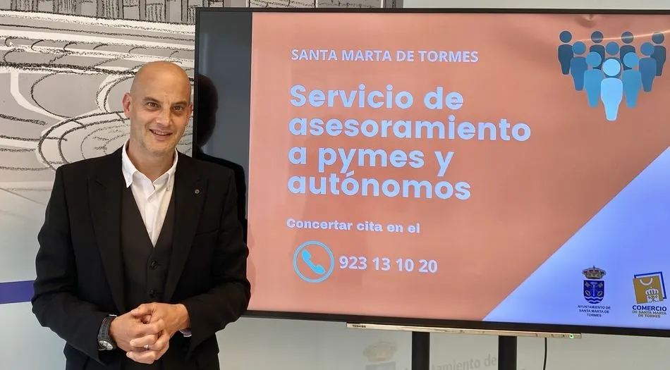 El concejal de Comercio, Juan Carlos Bueno, señala que es un servicio con el que “queremos ayudar a quienes se han visto y se están viendo afectados por las consecuencias derivadas de la crisis económica