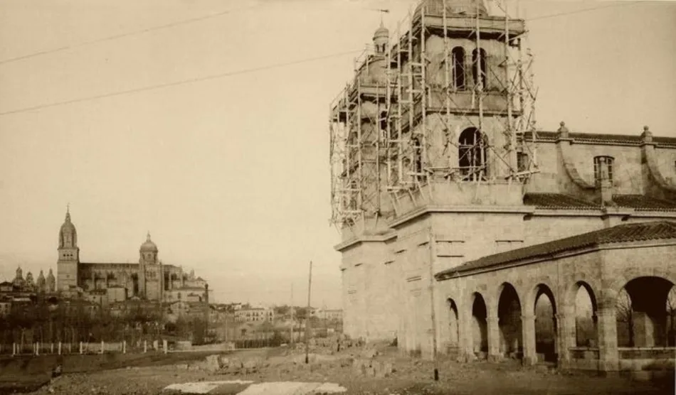 La construcción de la nueva Iglesia del Arrabal en 1952