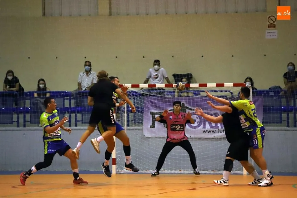 Beltrán y Sebas, en un partido anterior / Archivo