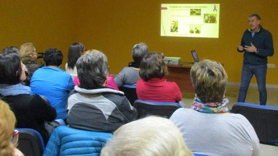Las conferencias se celebrarán los días 13, 20 y 27 de mayo, a las 18.30 horas, en la biblioteca Municipal