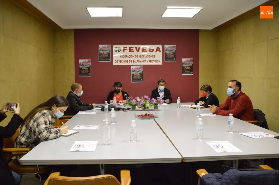 Rueda de prensa de la Plataforma en Defensa de la Sanidad Pública de Salamanca. Foto de Guillermo García San Miguel