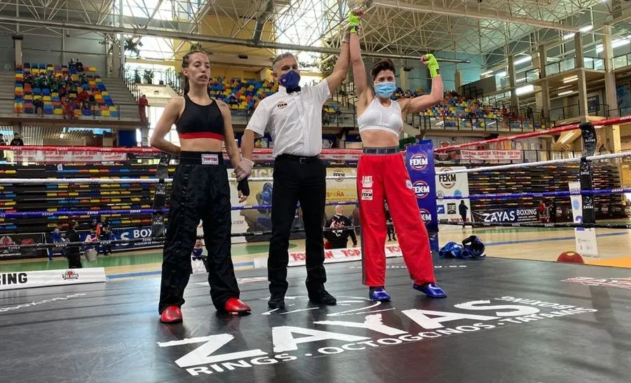 Beatriz García, Plata en Full Contact -60 kg (Escuela Élite), tras su victoria en las semifinales