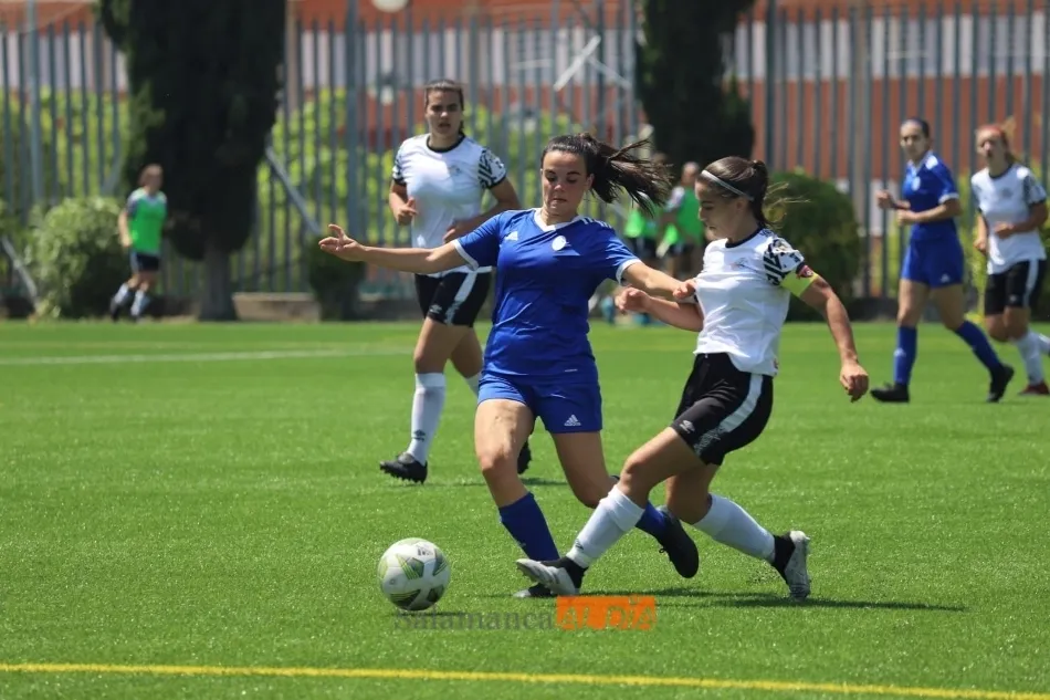 Lauris, en el último partido de la temporada del Salamanca UDS Femenino