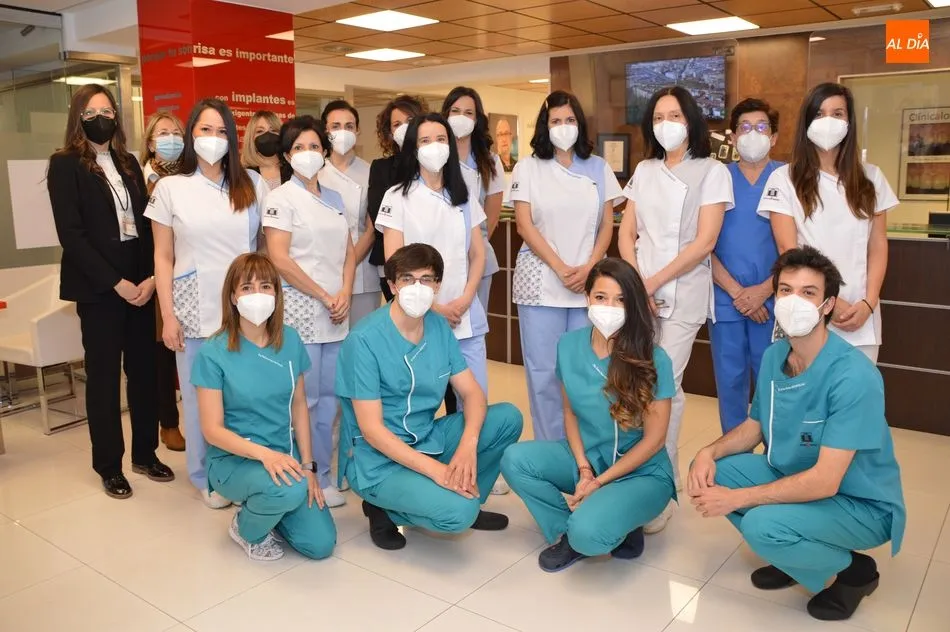 En Clínicalonso apuestan por la formación continua de todo el personal, para poder ofrecer así los tratamientos más avanzados en cada especialidad