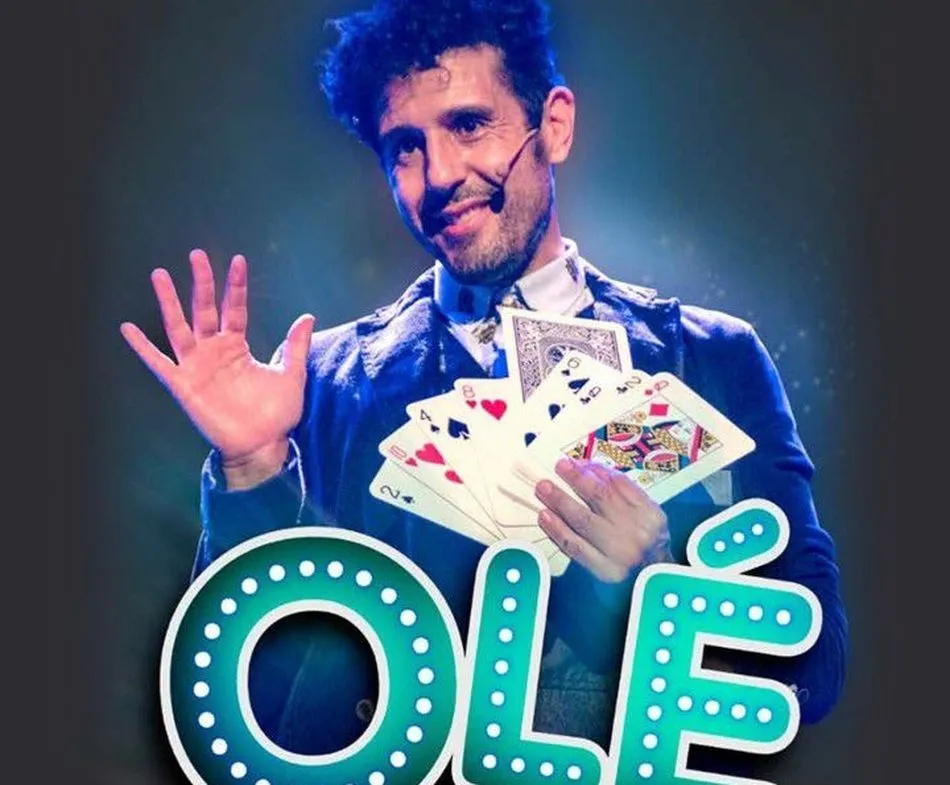 El televisivo Miguel de Lucas llega a Doñinos con el espectáculo Olé  