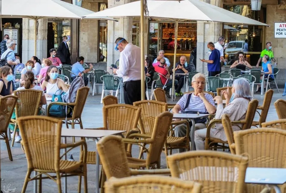 Una de las terrazas de hosteleros en la Plaza Mayor