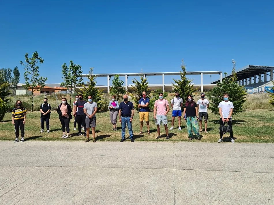 La Diputación de Salamanca forma a 13 monitores de natación