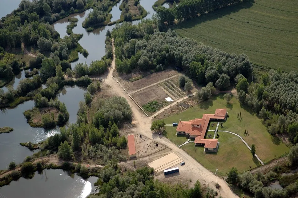 los participantes se verán beneficiados con la formación ambiental recibida por parte de los técnicos de la Fundación que concluirá, además, con un recorrido por el Arte Emboscado | FOTO: Fundación Tormes-EB