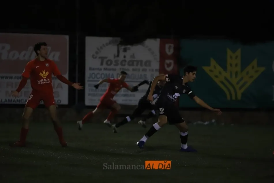 Un derbi anterior en el San Casto / Lydia González