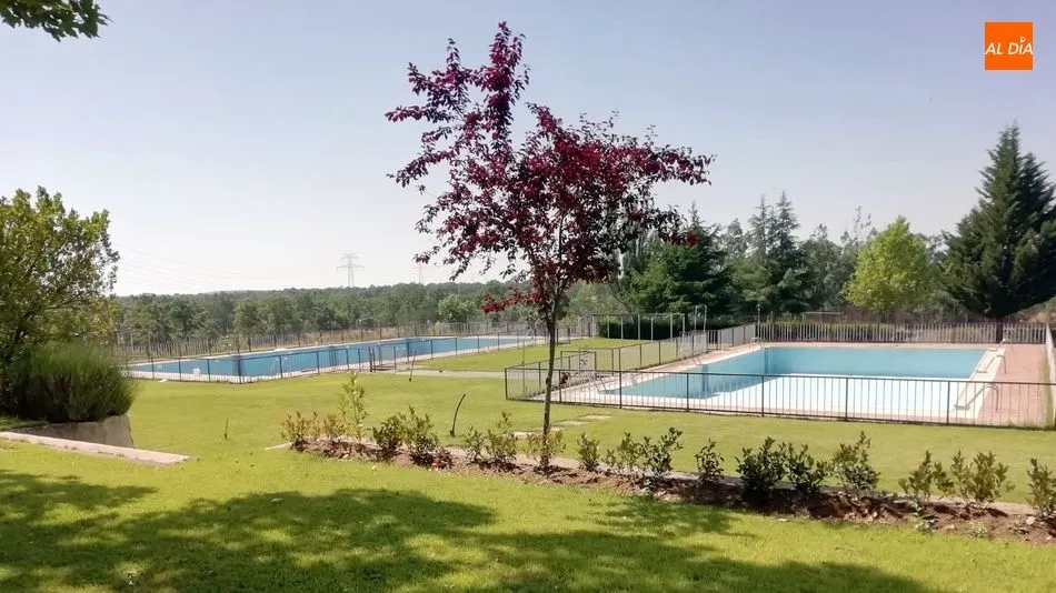 Las dos piscinas de Lumbrales serán llenadas de agua en los próximos días / E. Corredera