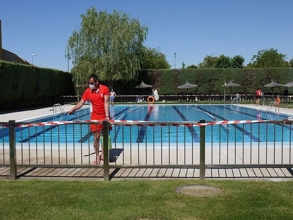 Las piscinas municipales de Carbajosa abrirán el próximo sábado con dos turnos de mañana y tarde