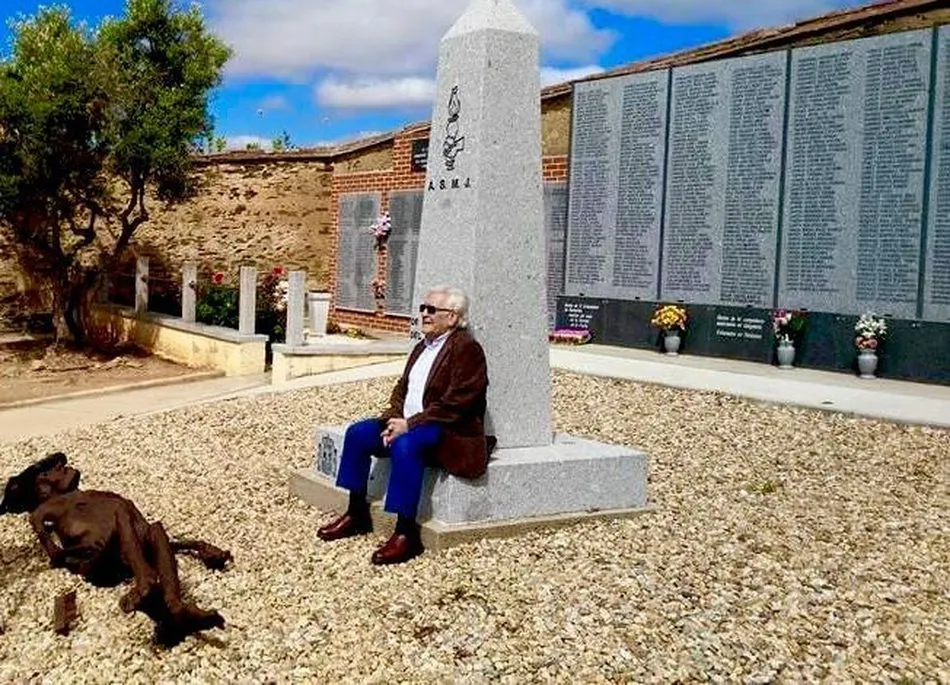 A Luis Calvo Rengel. Un socialista íntegro y honesto