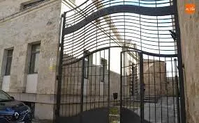 Cuatro menores enjuiciados en Castilla y León por delitos de violencia de género 