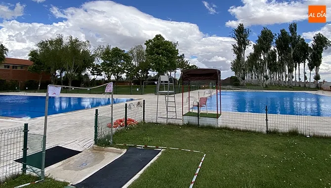 Las piscinas de Peñaranda abrían sus puertas este viernes
