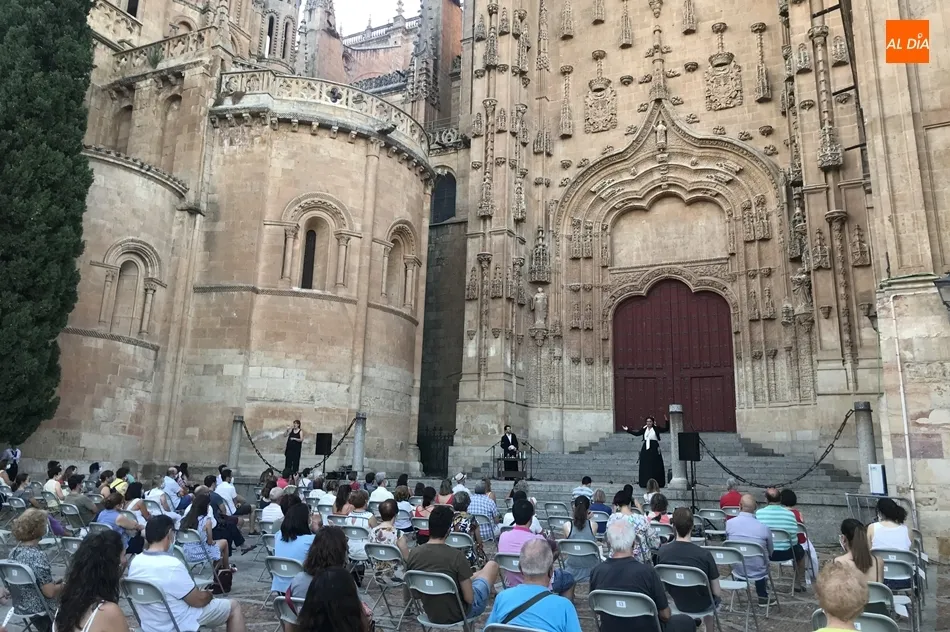 El Patio Chico será el escenario de numerosos conciertos y obras de teatro este verano