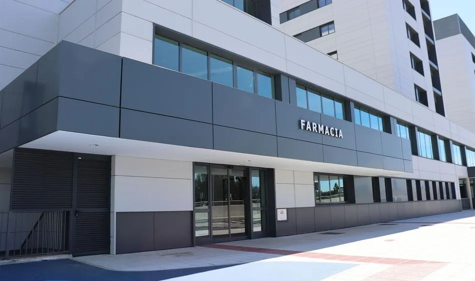 Farmacia para pacientes externos se sumará así a Rehabilitación y Oncología Radioterápica, también ubicados en la planta Sótano 1, que comenzaron a funcionar en diciembre del 2020