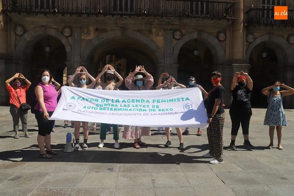 Concentración feminista en contra de la nueva ley Trans - Lydia González