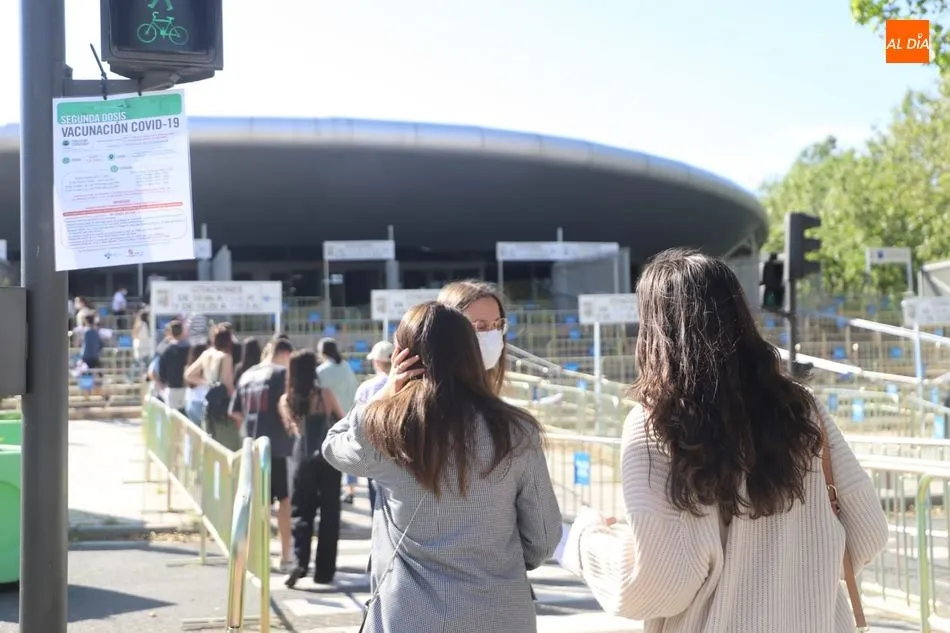 Vacunaciones en el pabellón Multiusos de Salamanca
