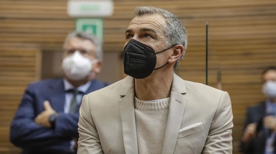 La presidenta de la Comunidad de Madrid, Isabel Díaz Ayuso, anunciaba la creación en Madrid de la Oficina del Español, que dirigirá Toni Cantó